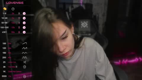 Snapshot of sweetydeviliya chatting on November 6, 10:38 am sweetydeviliya online show from November 6, 10:38 am