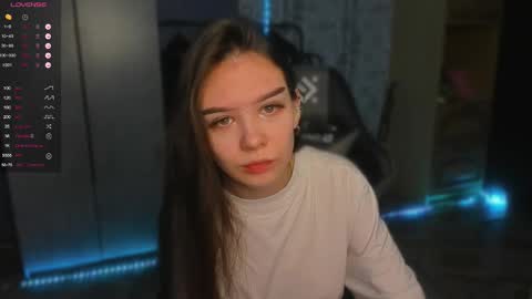 Snapshot of sweetydeviliya chatting on December 4, 2:32 am sweetydeviliya online show from December 4, 2:32 am