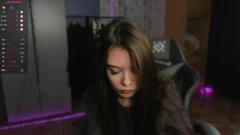 Snapshot of sweetydeviliya chatting on December 16, 5:45 am sweetydeviliya online show from December 16, 5:45 am