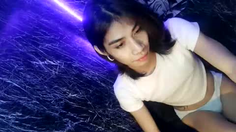 Snapshot of sweetyguyxxx1998 chatting on February 4, 6:58 pm - allen online show from February 4, 6:58 pm