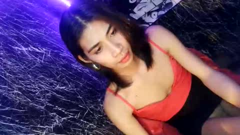 Snapshot of sweetyguyxxx1998 chatting on February 26, 12:20 am - allen online show from February 26, 12:20 am