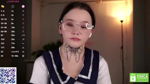 Astrid online show from November 24, 7:02 pm