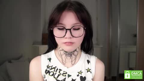 Astrid online show from December 1, 7:52 pm