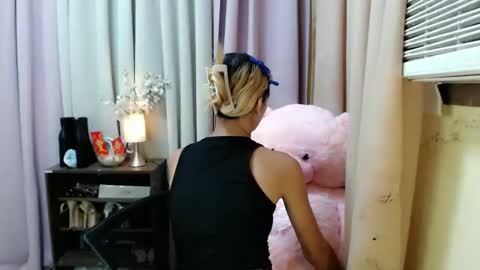 Snapshot of sweetytrannygirlxx chatting on December 28, 5:12 am Megan online show from December 28, 5:12 am