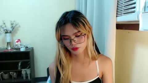 Snapshot of sweetytrannygirlxx chatting on January 24, 8:44 am Megan online show from January 24, 8:44 am