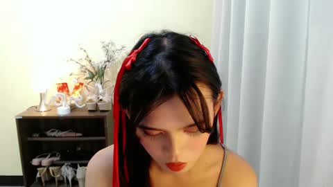Snapshot of sweetytrannygirlxx chatting on February 13, 6:09 am Megan online show from February 13, 6:09 am