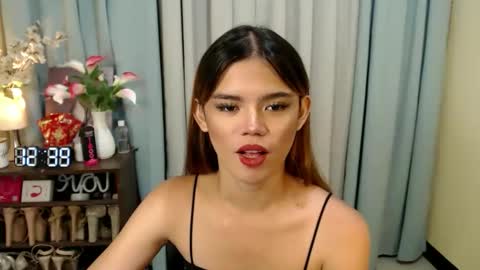 Megan online show from April 14, 4:40 am