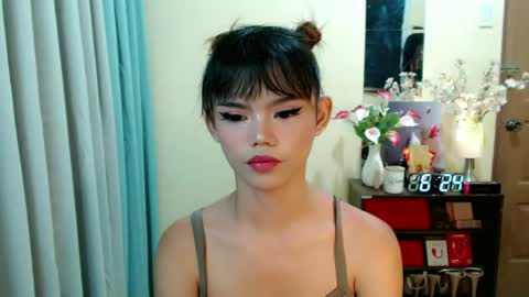 Megan online show from June 18, 10:25 pm