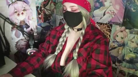 Snapshot of sweetyyfox chatting on May 30, 8:44 am Fox online show from May 30, 8:44 am