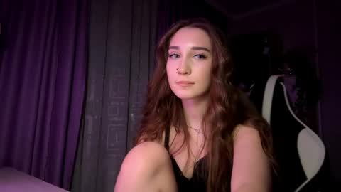 Alice online show from April 3, 4:27 pm