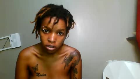 sweetz_candice online show from June 7, 5:06 pm