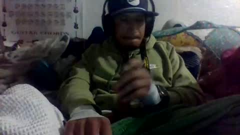 Snapshot of sweezybrown1 chatting on November 4, 12:21 am MR. SWEEZY online show from November 4, 12:21 am