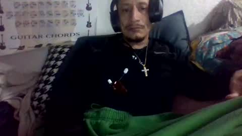 Snapshot of sweezybrown1 chatting on January 12, 12:27 am MR. SWEEZY online show from January 12, 12:27 am