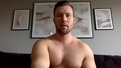 Snapshot of swekingxx chatting on February 27, 9:54 am swekingxx online show from February 27, 9:54 am