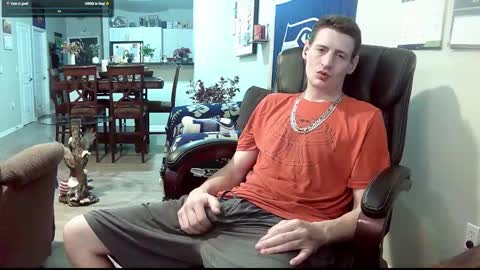 Snapshot of swelteringk chatting on October 29, 1:52 am Kile online show from October 29, 1:52 am