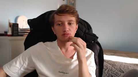 Cat online show from January 17, 12:43 pm