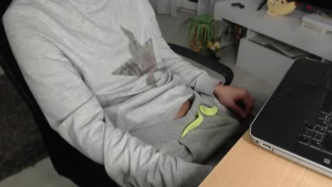 SwetLittleBoy4u online show from November 11, 4:56 am