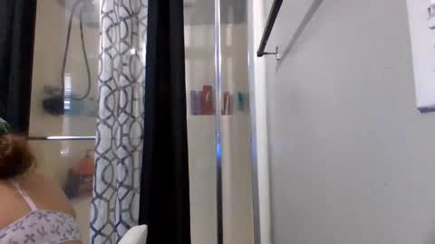 Snapshot of swgacpl chatting on December 13, 8:04 pm Brooklyn D online show from December 13, 8:04 pm