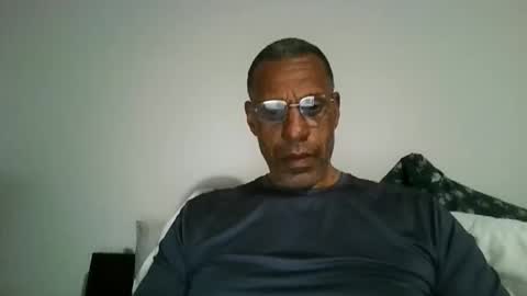Snapshot of swimmerbod2495 chatting on May 22, 1:57 am swimmerbod2495 online show from May 22, 1:57 am