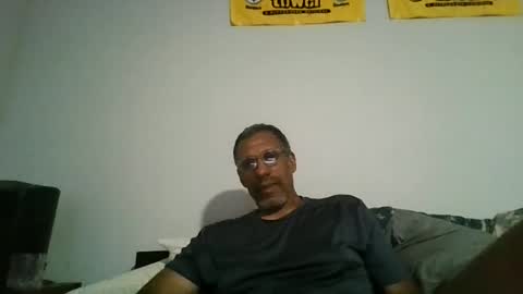 Snapshot of swimmerbod2495 chatting on July 8, 2:38 am swimmerbod2495 online show from July 8, 2:38 am
