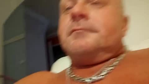 Snapshot of swingrstarr chatting on January 17, 1:36 am Swingrstarr online show from January 17, 1:36 am