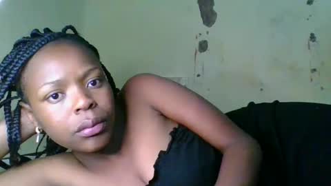 Snapshot of swit_seduction chatting on May 10, 6:18 am swit_seduction online show from May 10, 6:18 am