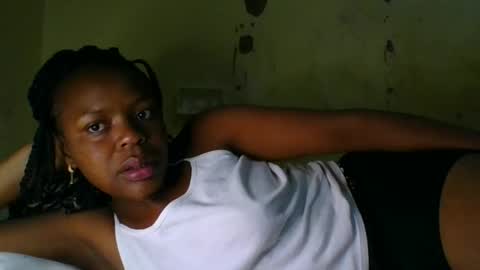 Snapshot of swit_seduction chatting on May 13, 5:27 am swit_seduction online show from May 13, 5:27 am