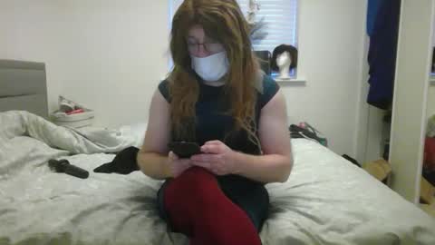 Snapshot of switch1977kik chatting on December 16, 2:33 pm Kikswitch1977 online show from December 16, 2:33 pm