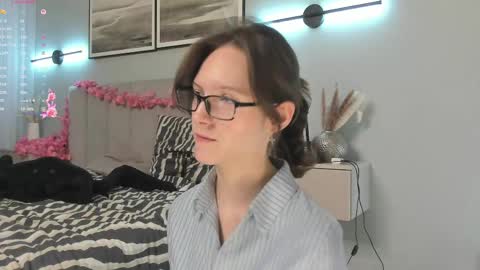Snapshot of sybilkoepf chatting on June 10, 7:07 am Christine or just Chris online show from June 10, 7:07 am