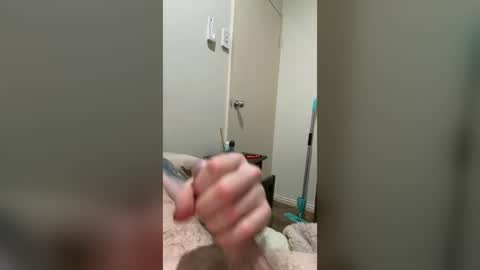 sylan_47 online show from August 9, 4:39 am