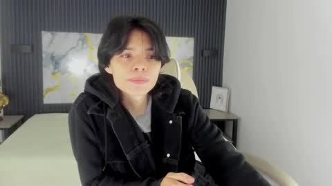 sylasfrost online show from November 25, 7:03 pm