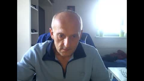 sylverstart92 online show from January 1, 8:35 am