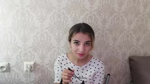 Snapshot of sylviaoris chatting on July 17, 7:15 am Emily online show from July 17, 7:15 am