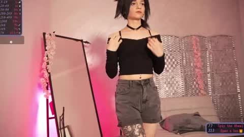 Sylvie online show from May 4, 2:07 am