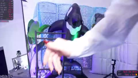 Sylvie online show from June 21, 12:46 am