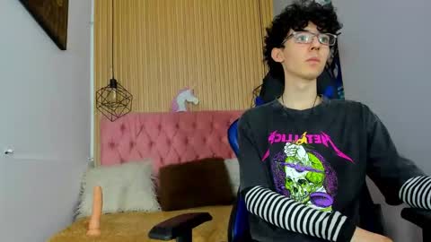 Syriussz online show from February 8, 7:17 pm