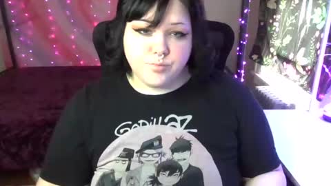 Snapshot of t0rchfairy710 chatting on December 3, 4:28 pm Goddess Flame online show from December 3, 4:28 pm