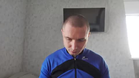 Den online show from March 26, 7:47 am