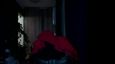 Huracane online show from December 3, 5:01 pm