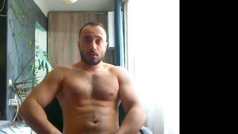 Huracane online show from March 25, 8:20 am