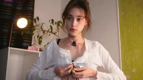 Snapshot of t_tragedienne chatting on November 22, 12:15 pm Heeey im Helena3 -- fav555100333 -- pvts only premium and after my public show 3 online show from November 22, 12:15 pm