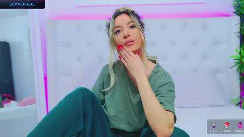 Arianna online show from December 23, 7:41 pm