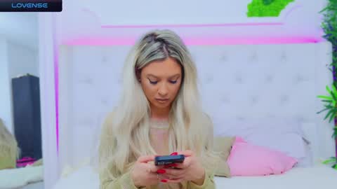 Arianna online show from December 30, 7:42 pm