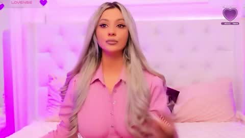 Arianna online show from April 8, 12:49 pm