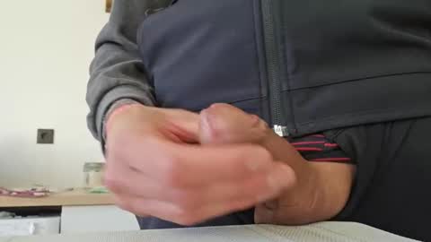 taconatatox online show from December 10, 1:44 pm