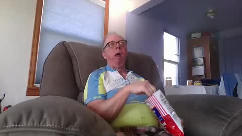 tacrunner66_ online show from March 5, 10:43 pm