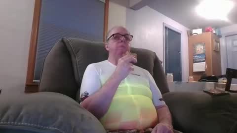 tacrunner66_ online show from March 7, 2:25 am