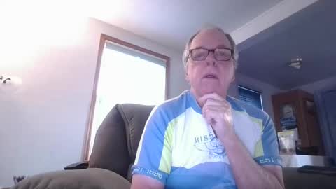 tacrunner66_ online show from April 17, 1:58 pm