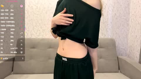 Tessa online show from April 8, 3:12 pm