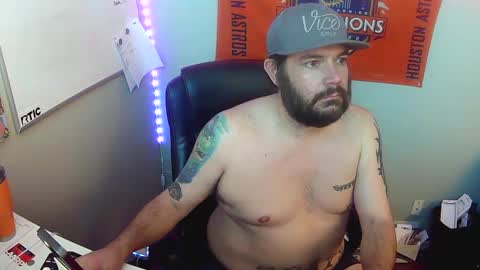 TaintNuzzler online show from February 11, 9:42 am